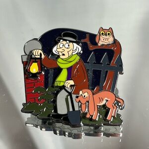 Disney Pins: The Haunted Mansion Caretaker and Dog